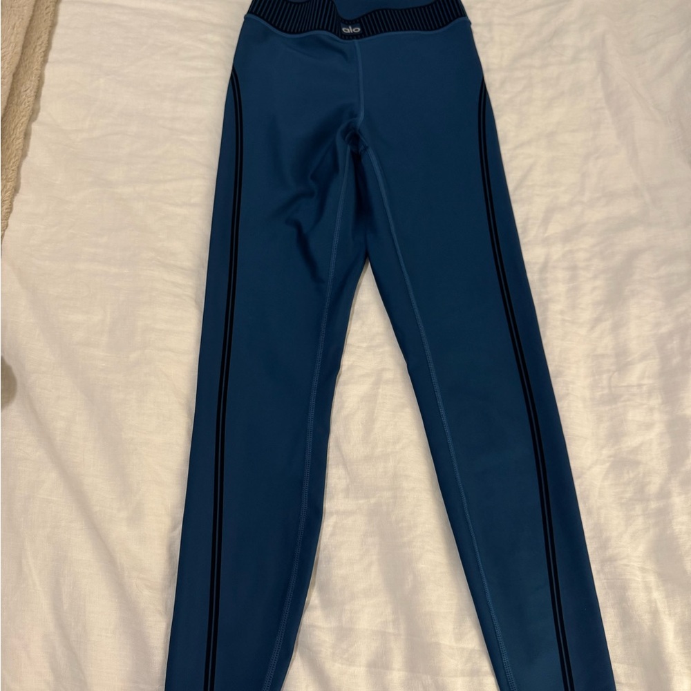 Alo Eclipse Blue Leggings